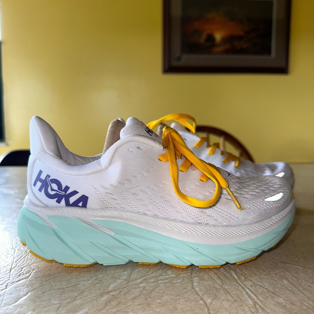 hoka clifton 8